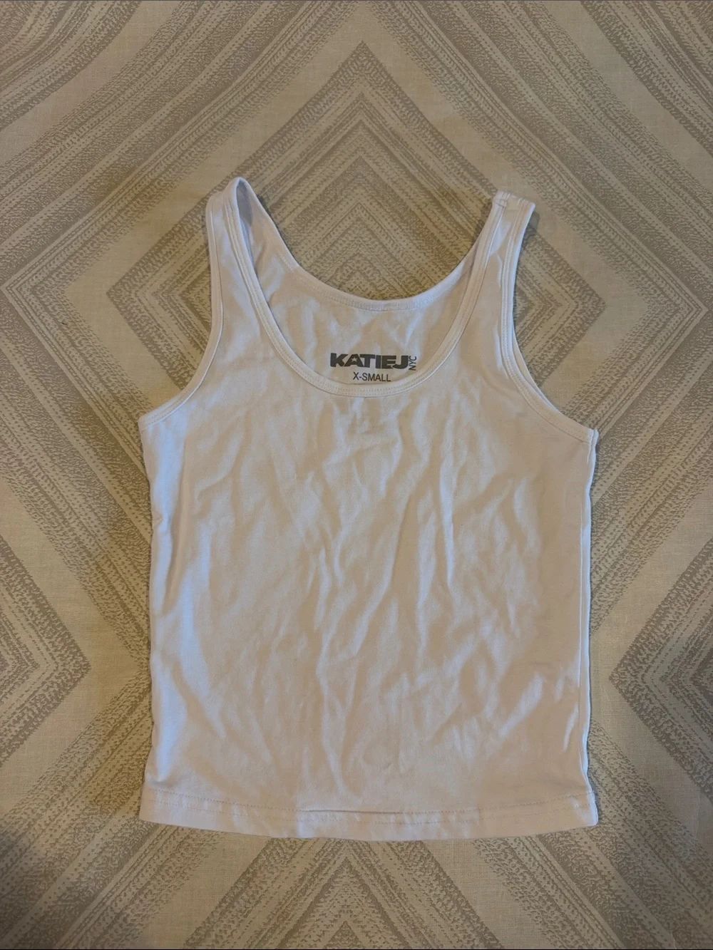 Katie J NYC White Scoop Neck Tank Top Junior XS Sleeveless Basic Casual